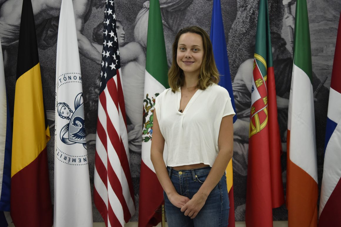Becaria Fulbright fortalece enseñanza científica bilingüe en la BUAP