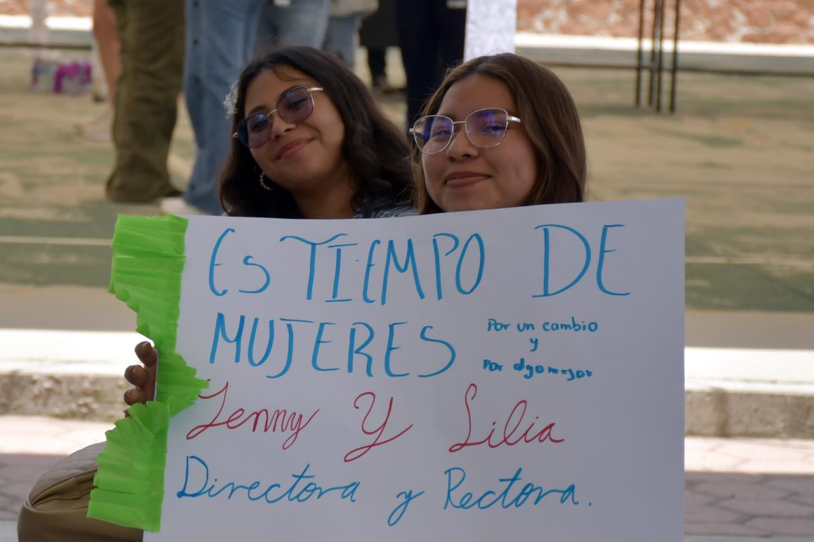 Lilia Cedillo destaca crecimiento y calidad académica de preparatoria BUAP en Tecamachalco