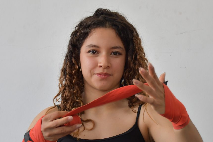 Estudiante de la BUAP gana oro en halterofilia y clasifica a Olimpiada Nacional
