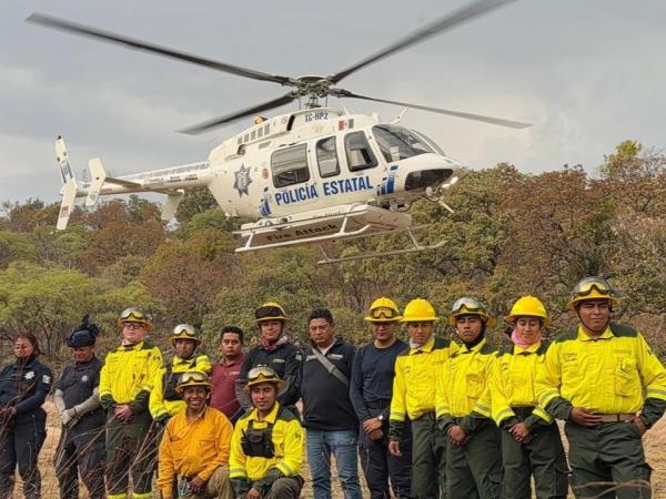 Controlan incendio forestal en Cohetzala tras operativo aéreo y terrestre