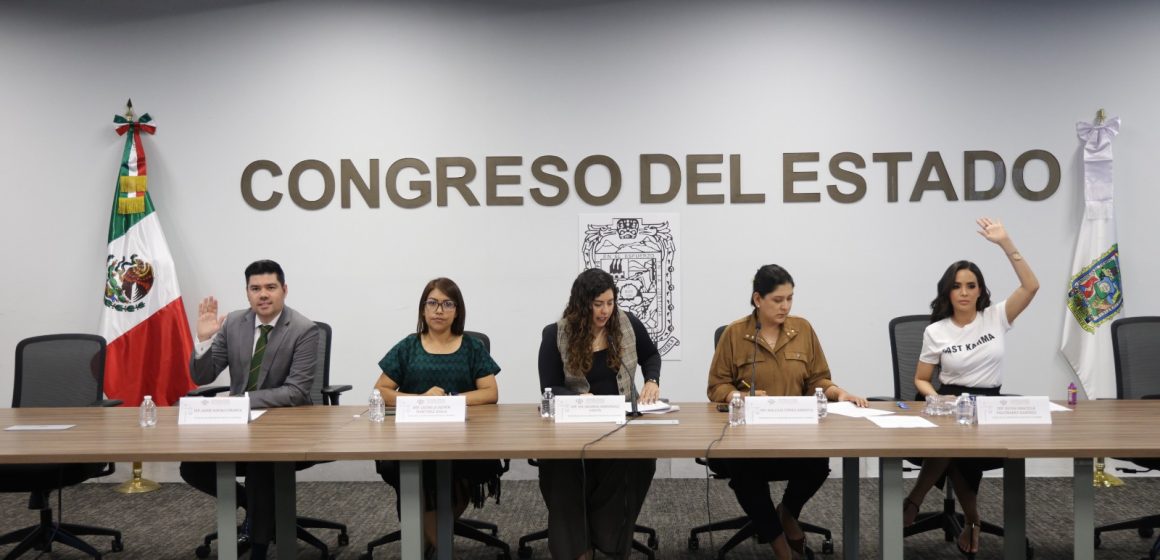 Comisión del Congreso avala declarar el 12 de agosto como el “Día Estatal de la Juventud” en Puebla