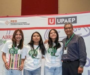 Estudiantes del COBAEP obtienen pase a ExpoCiencias Indonesia 2027