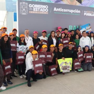 Impulsan cultura anticorrupción entre estudiantes del Conalep con rally educativo en Puebla