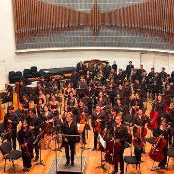 La Orquesta Sinfónica del CNM culmina ciclo escolar con concierto bajo nueva dirección artística